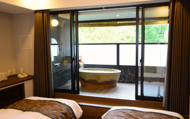 Karuizawa Club Hotel Karuizawa 1130 / Hewitt Resort