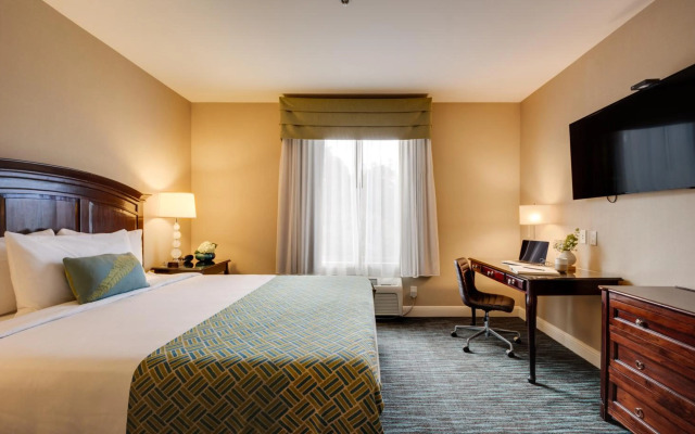 Ayres Hotel & Spa Mission Viejo – Lake Forest