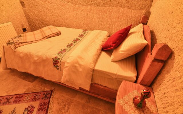 Mosaic Cave Hotel