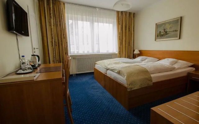 Hotel & Restaurant König-Stuben