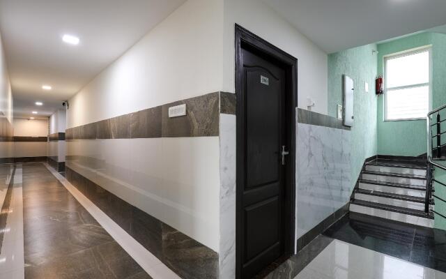OYO 10595 Hotel Mirras