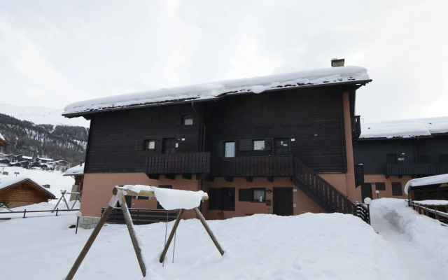 Quite House near Ski Slopes & Hiking Trails