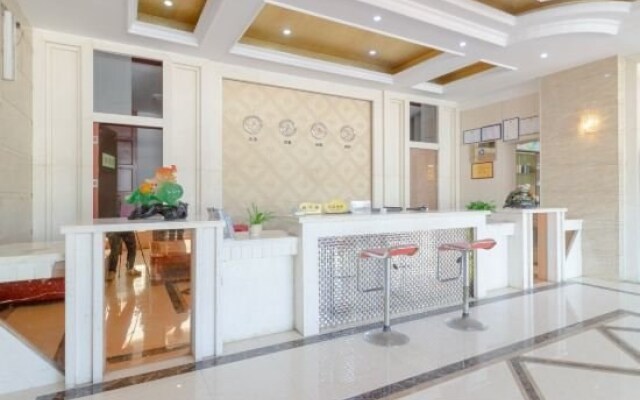 Kaiman Hotel (Jiujiang Wuning Bayinlou Cultural Plaza)