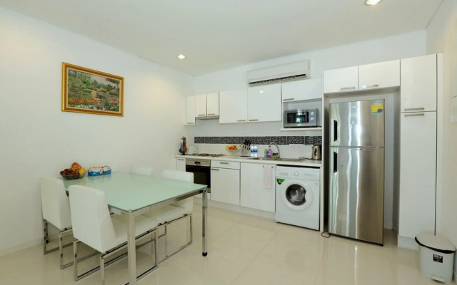 Luxury 3 Bedroom Apartment - B