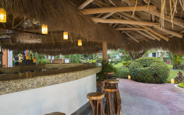 Flamingo Vallarta Hotel & Marina