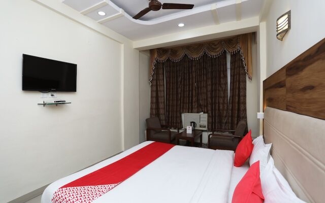 Shri Laxmi Palace by OYO Rooms