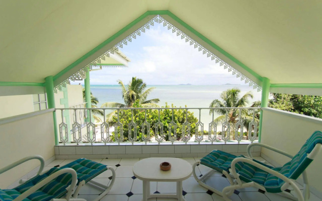 Palm Beach Hotel