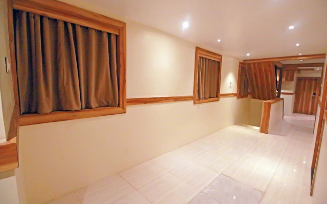 Hotel Al Madina Palace