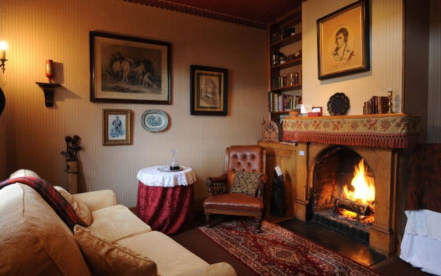 Alice's Cottages – Guest Rooms – Launceston