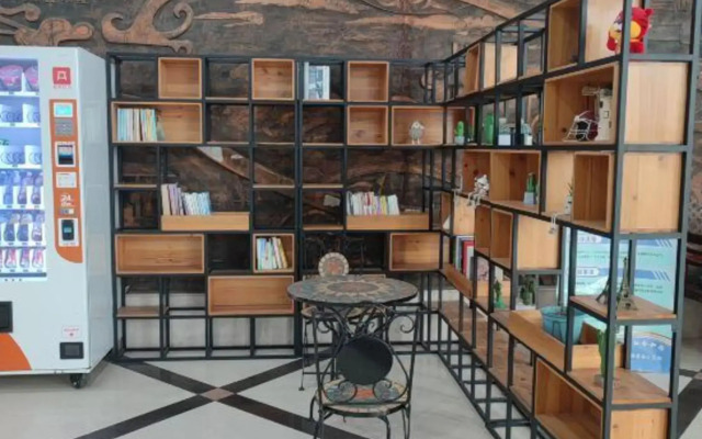 Deqing Shuiyue Qinghua Hotel (Branch 4)