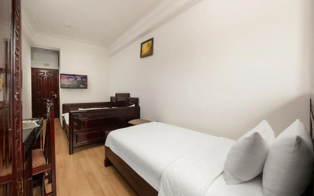 Little Hanoi Hotel