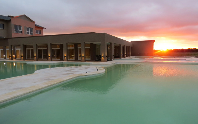 Howard Johnson by Wyndham Termal Dolores