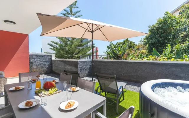 Blue Outlook Garden by Atlantic Holiday