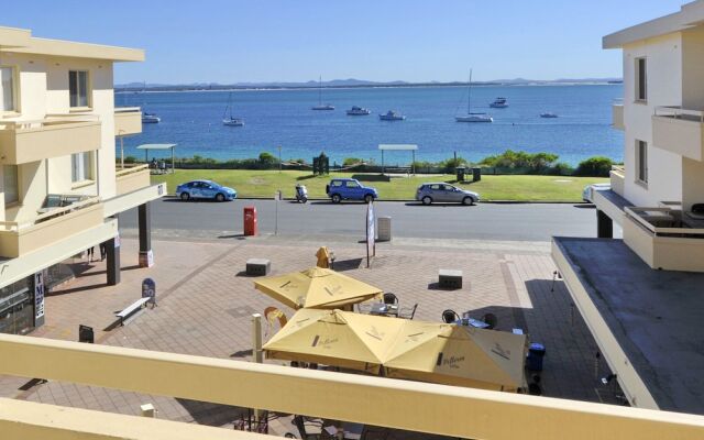 Bay Village Unit 10 Shoal Bay