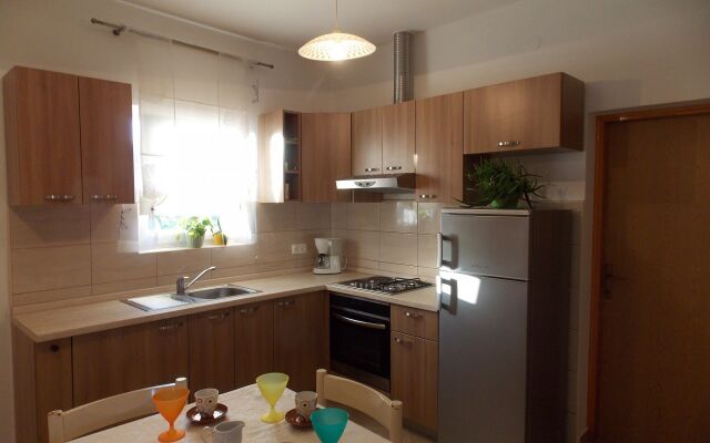 Holiday house Andro - with parking : Bibinje, Zadar riviera
