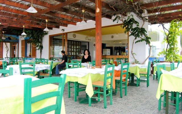 Esperida rooms & studios