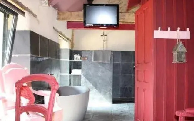 La Maison Des Lamour