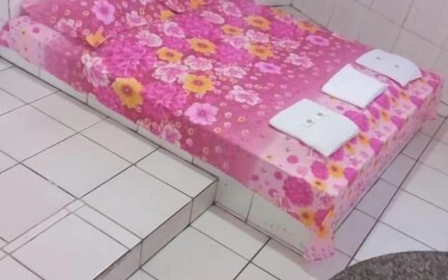 Hostel Suítes 77