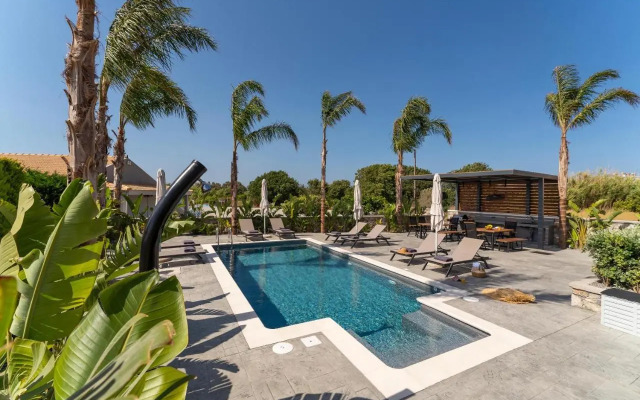 Palmeral Luxury Suites