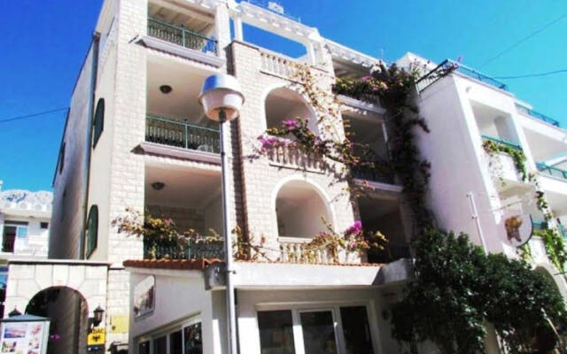 Apartments Ratac Makarska