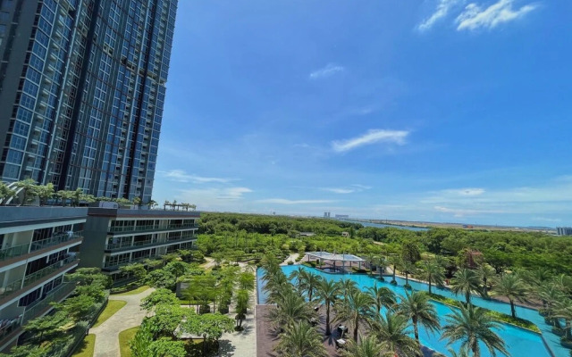 Gold Coast PIK Premium Seaview Apartment