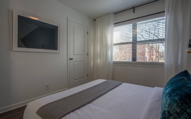 Explore Downtown Nashville Hip Designer Condo