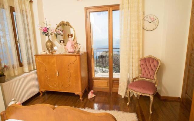 Maria's panoramic seaview House