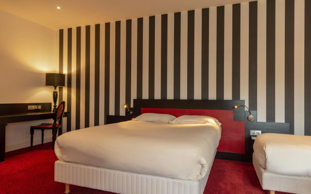 The Originals Boutique, La Maison Rouge