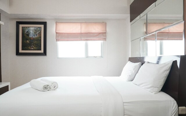 Strategic Location 1BR The Wave Apartment with City View