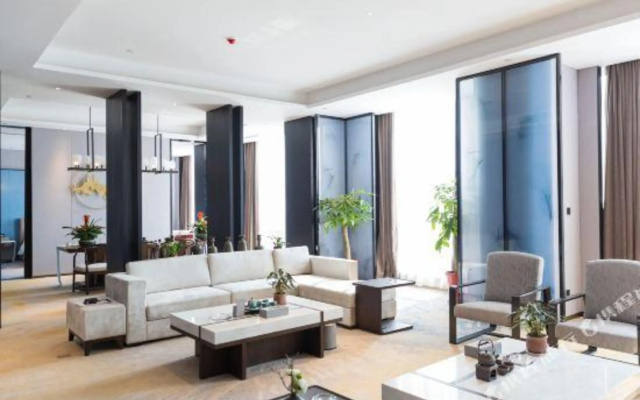 Sivale Grand Hotel – Guest Rooms – Huanggang