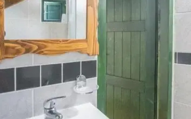 Holiday House Macic