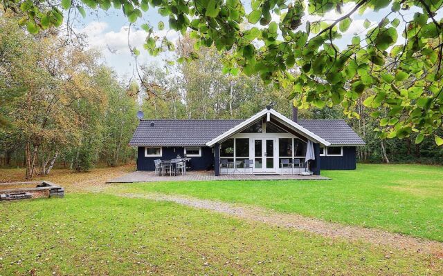9 Person Holiday Home in Vaeggerlose-by Traum