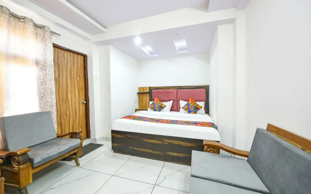 Fabhotel Beer Castle