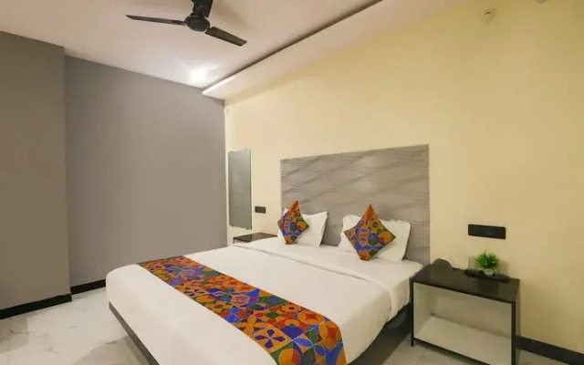 Fabhotel Golden Mist