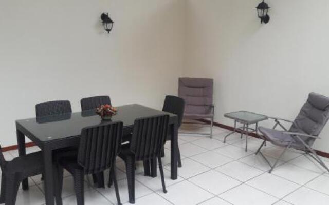 Miraflores Guest House - 569