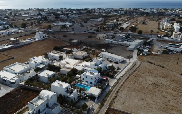 Studios Apartments Kapetanios