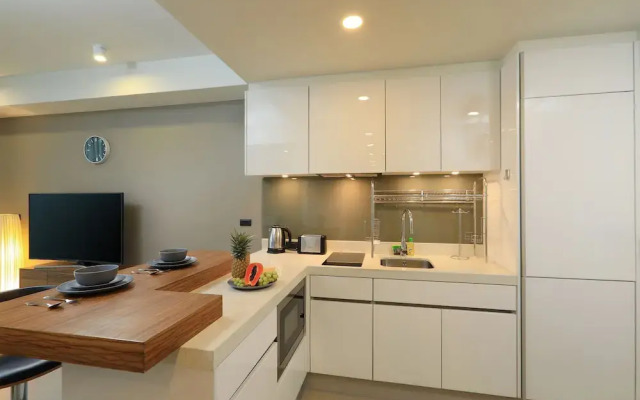 Oceanstone Phuket by Holy Cow 704