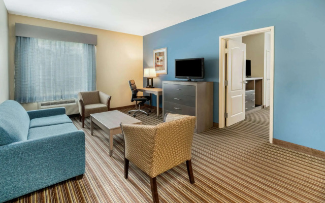 La Quinta Inn & Suites by Wyndham Broussard - Lafayette Area