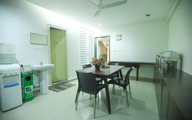 ULO Aravindar Residency