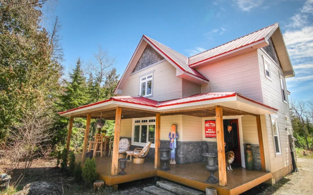 Big Tub Bed & Breakfast