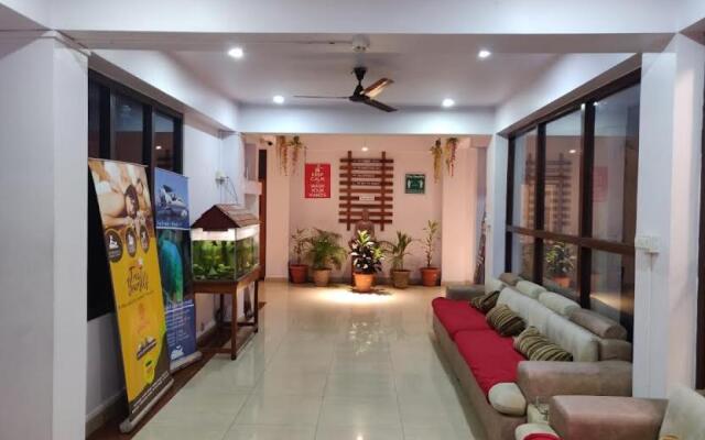 Hotel Mainak