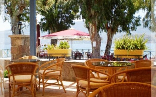 Helen Hotel