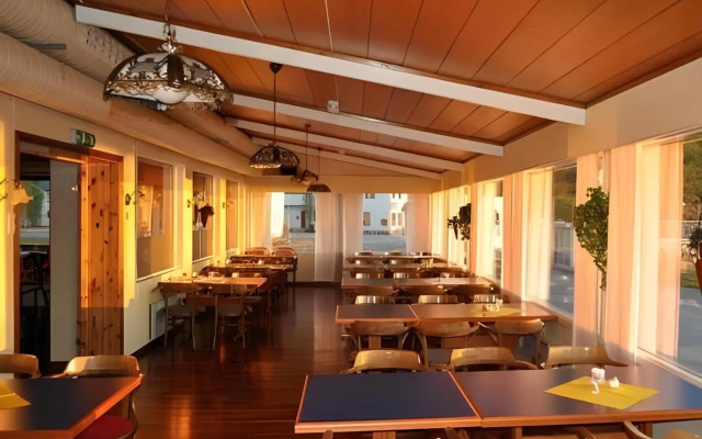 Reisafjord Hotel