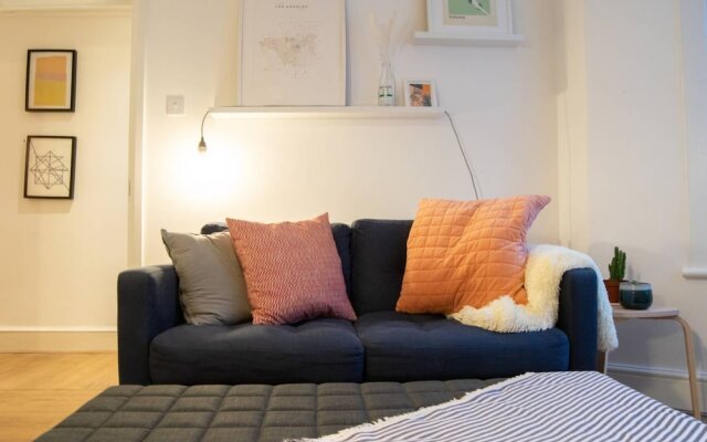 Charming 1 Bedroom Flat With Patio In Hackney