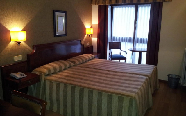 B&B HOTEL Gijón Centro Begoña