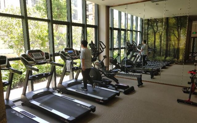 Buyluxe Suites Hotel