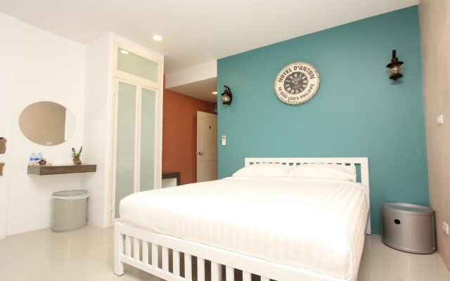 Boutique Summer House