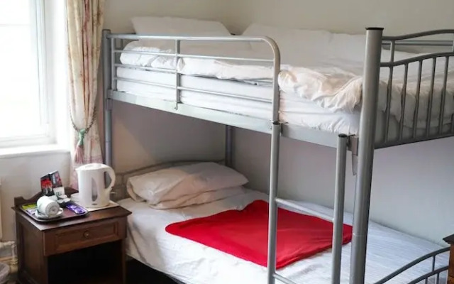 The Fox & Hounds Hotel