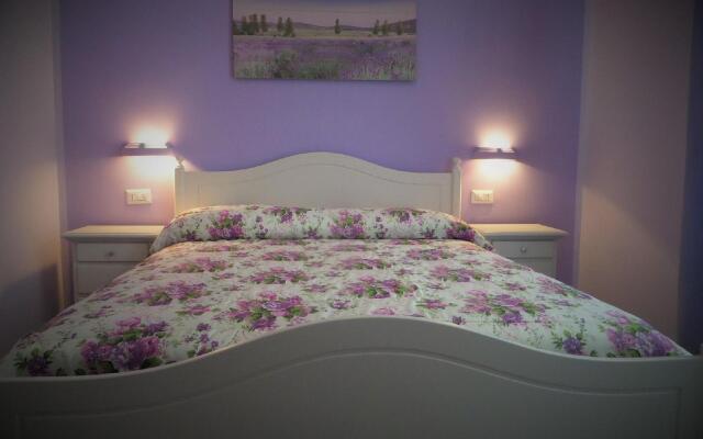 Al 325 rooms ai Fori