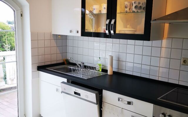 2 Schlafzimmer Nähe Uniklinik Homburg